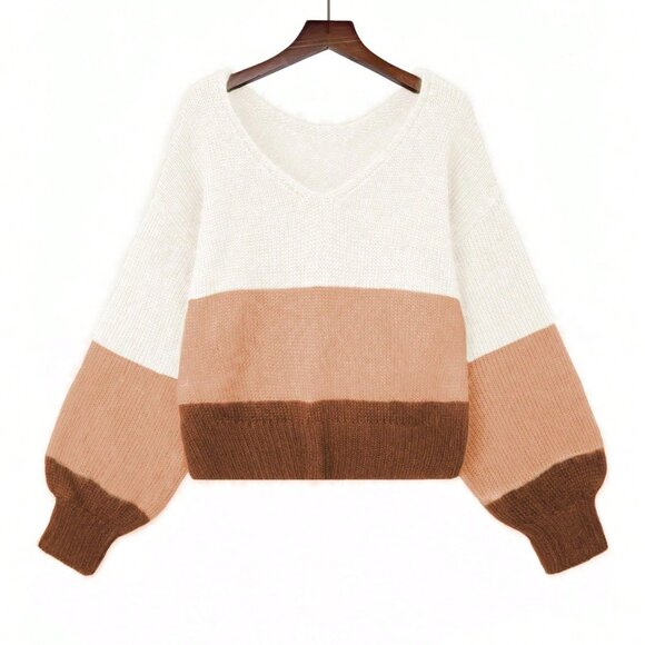 Multicolor Loose Fit Cropped Women's Color Block Backless Sweater - Picture 2 of 6